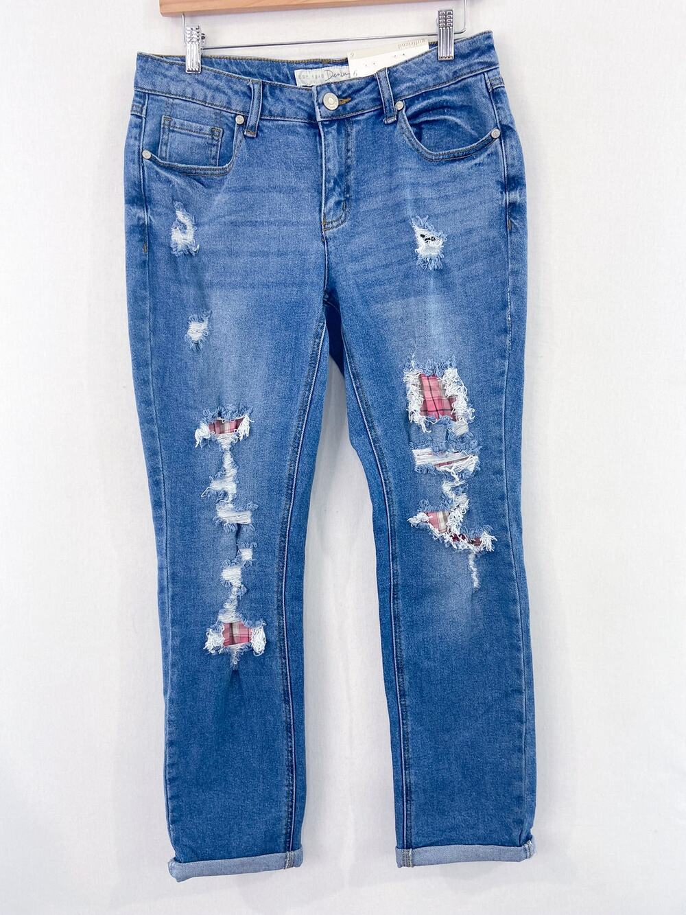 NEW CATO Girlfriend Distressed Jeans size 6 Plaid Roll Cuff Mid Rise